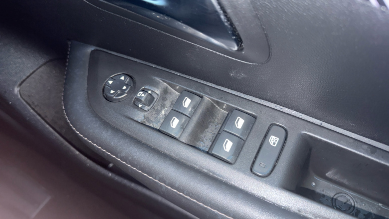 Peugeot 208 1.2 PureTech 100 Allure 5dr Petrol Hatchback